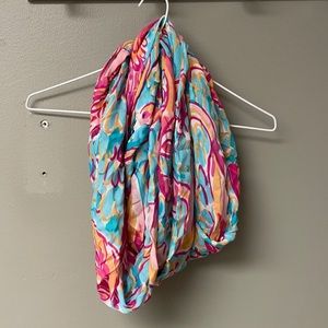 Lilly infinity scarf